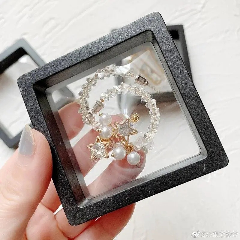 Présentoirs flottants Clearvie - Display Case Acrylic avis et prix